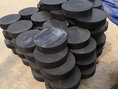 赣县区板式橡胶支座由若干层橡胶片与薄钢板经加压硫化